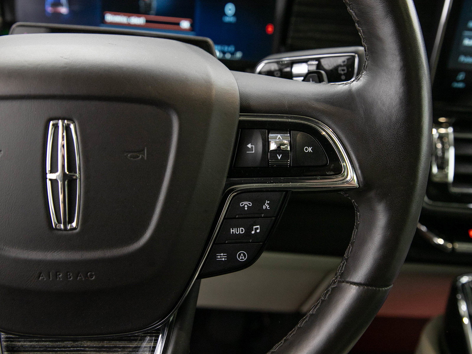 Used 2022 Lincoln Navigator L Black Label AWD/4WD image 30