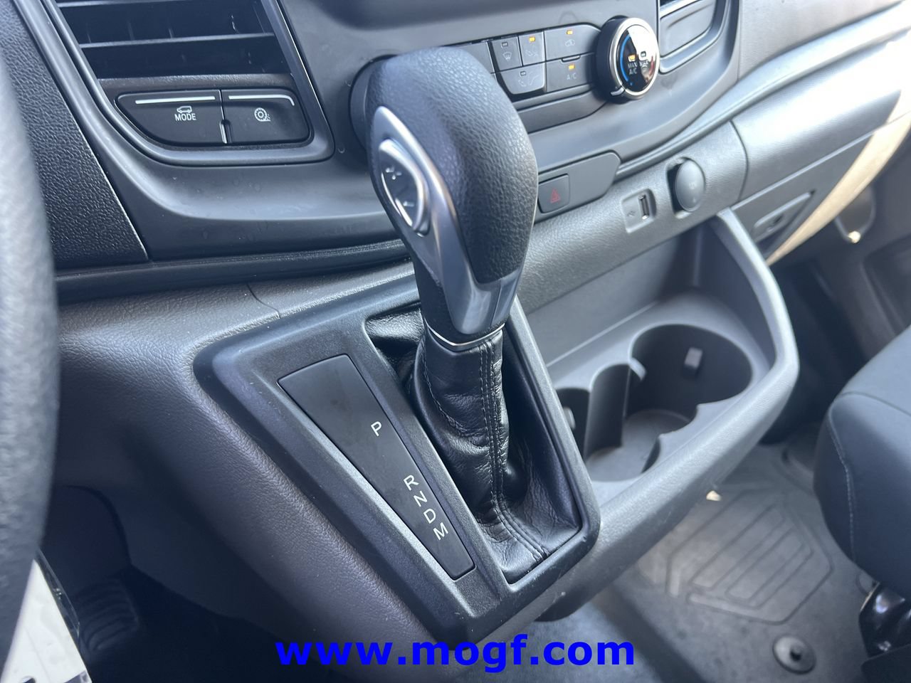 Used 2025 Ford Transit 250 Low Roof w/ Exterior Upgrade Package RWD image 9