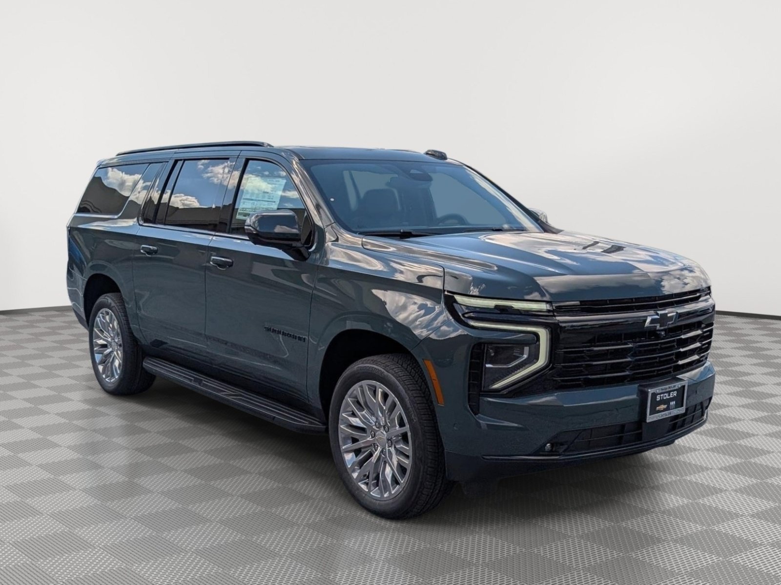 New 2026 Chevrolet Suburban RST w/ Comfort Package AWD/4WD image 4