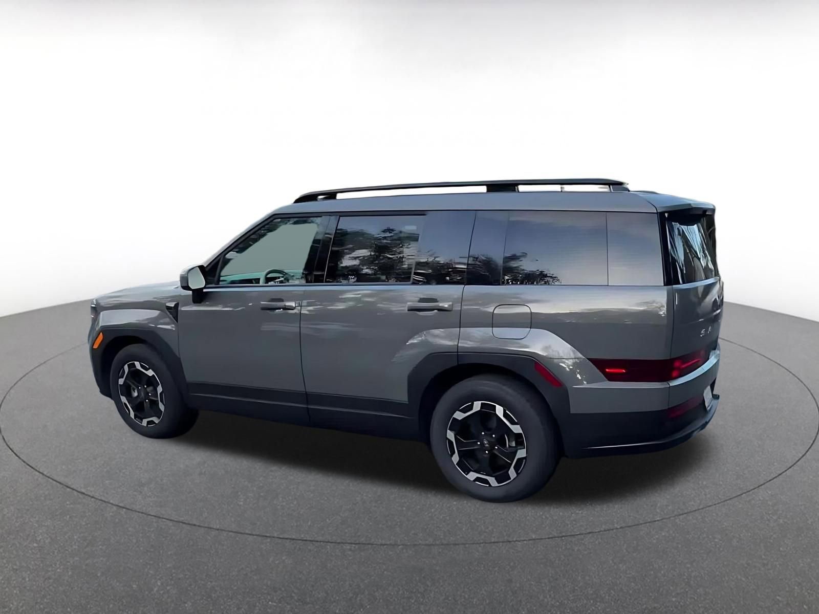 Used 2025 Hyundai Santa Fe SEL image 10