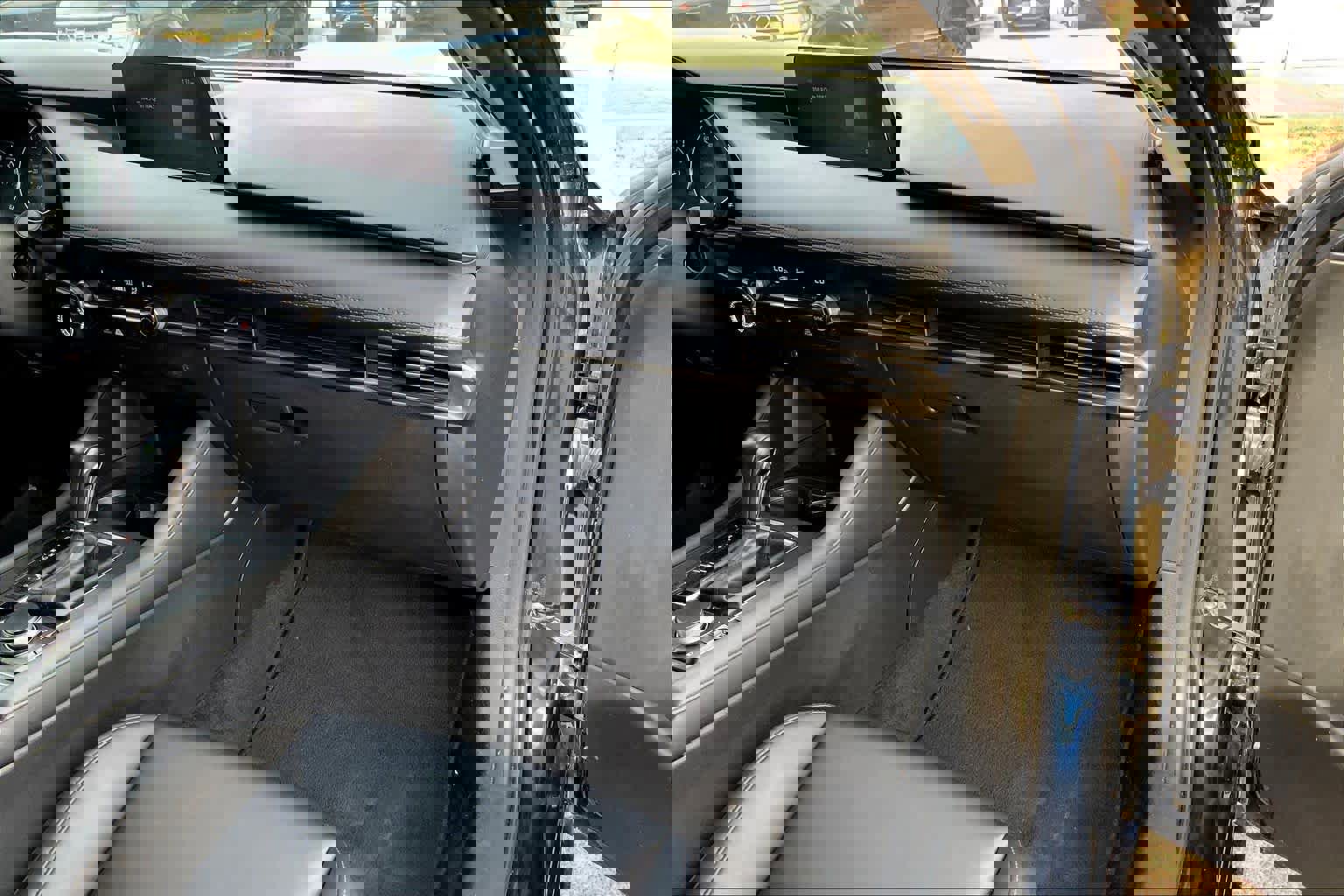 Used 2021 MAZDA MAZDA3 s image 18