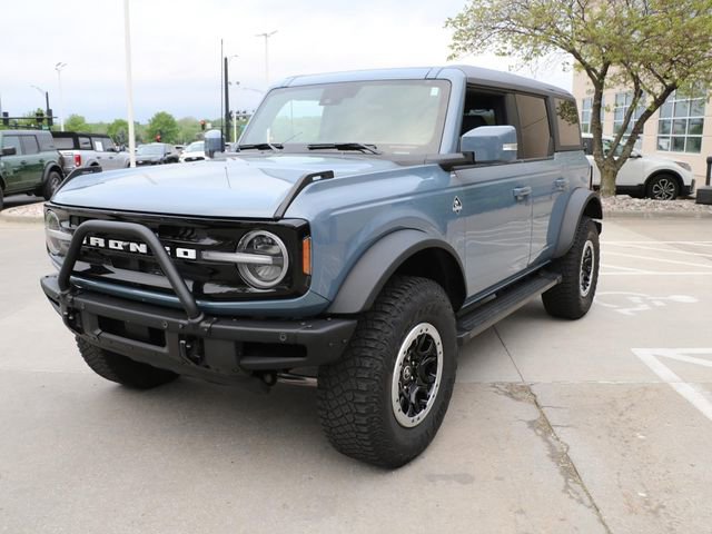 Used 2024 Ford Bronco Outer Banks w/ Sasquatch Package AWD/4WD image 2