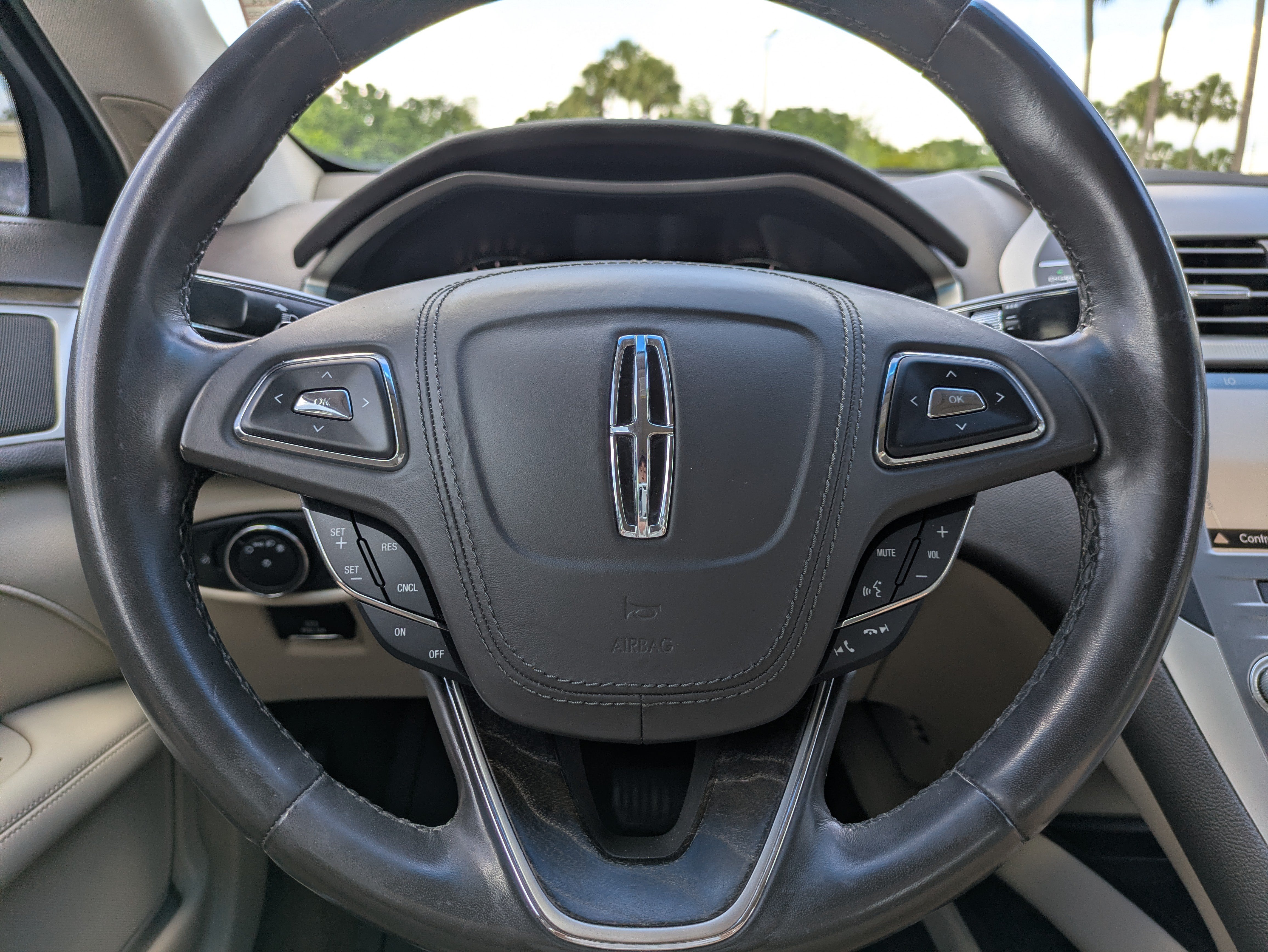 Used 2018 Lincoln MKZ Select w/ Select Plus Package FWD image 22