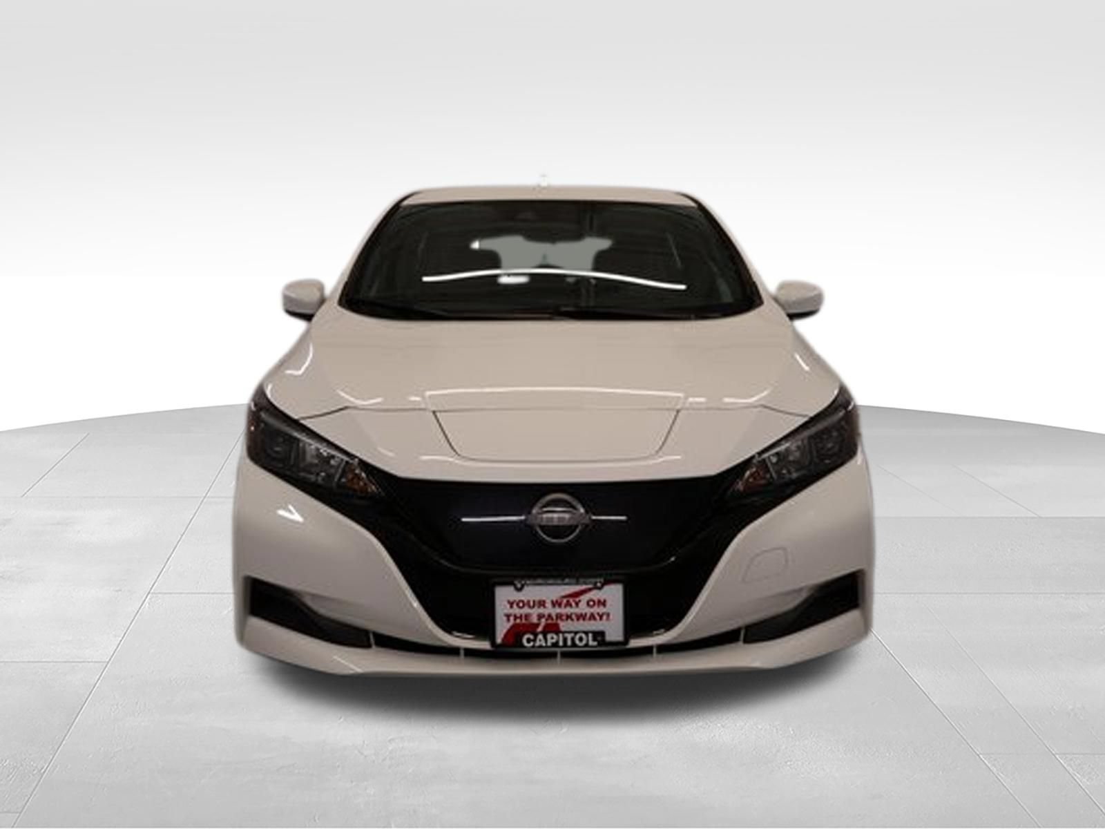 Used 2025 Nissan Leaf S FWD image 6