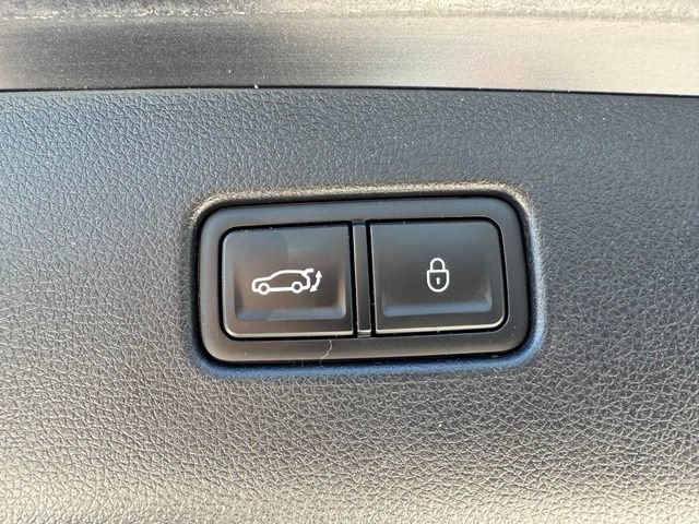 Used 2024 Genesis GV70 3.5T Sport AWD/4WD image 12