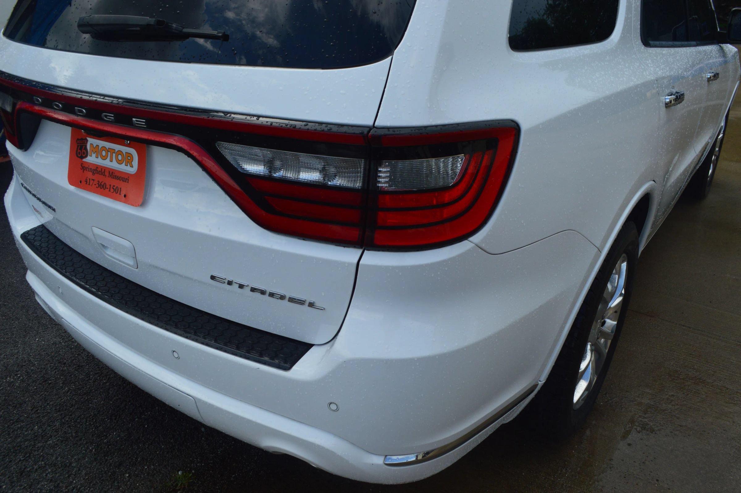 Used 2017 Dodge Durango Citadel w/ Premium Entertainment Group RWD image 9