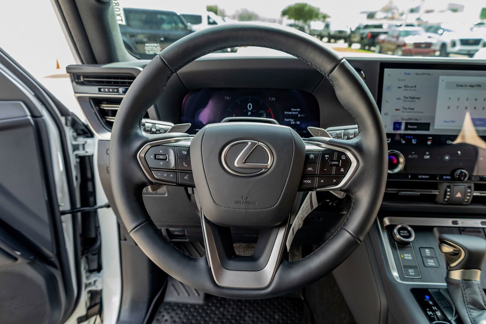 Used 2026 Lexus GX 550 w/ Accessory Package (2T) AWD/4WD image 19