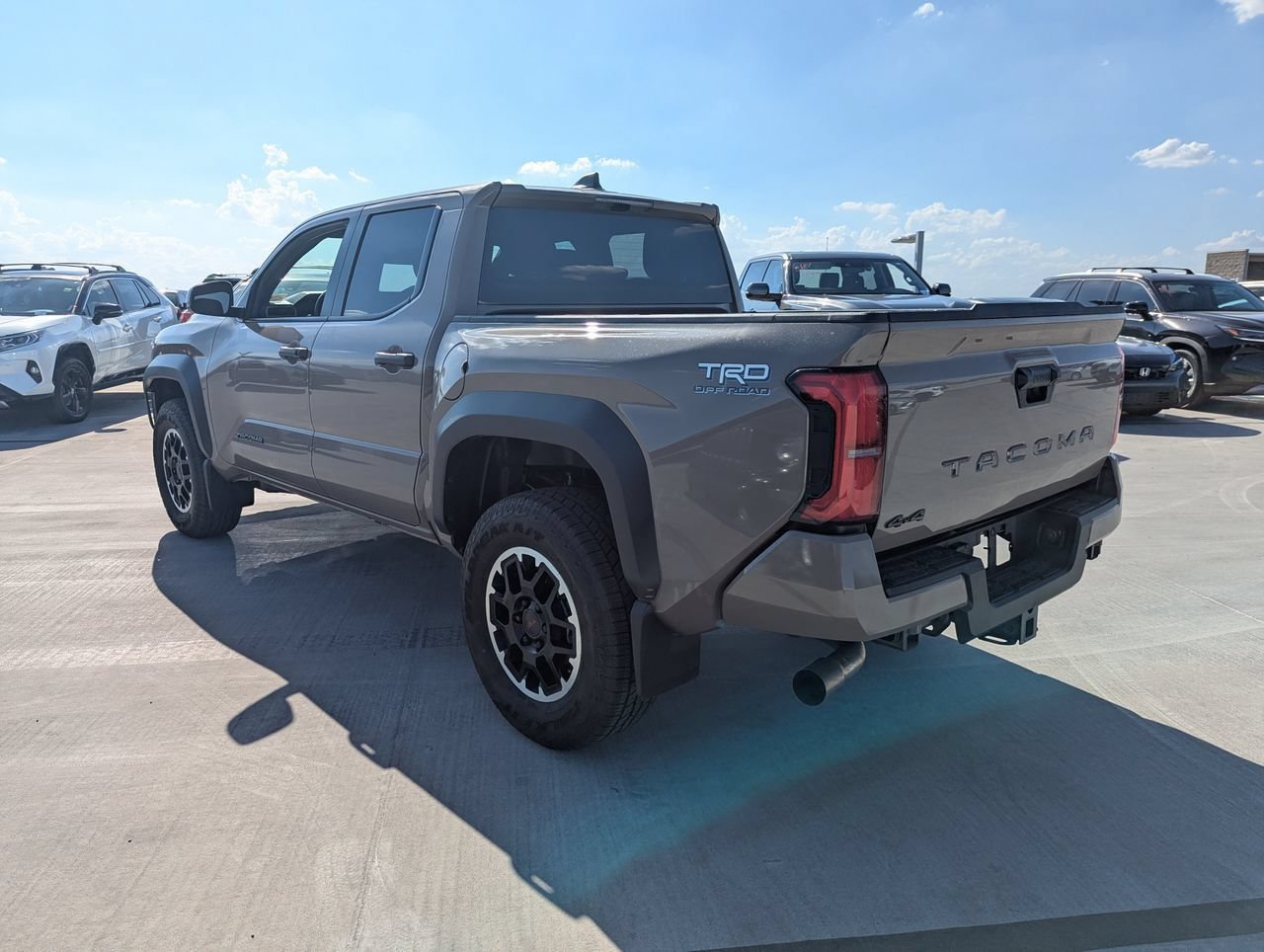 Used 2026 Toyota Tacoma TRD Off-Road AWD/4WD image 5