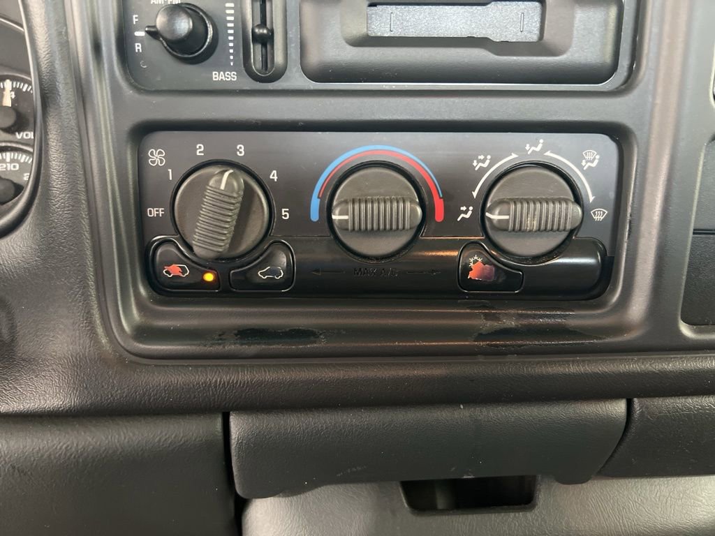 Used 2000 Chevrolet Silverado 2500 Work Truck w/ Firm Ride Suspension Pkg image 15