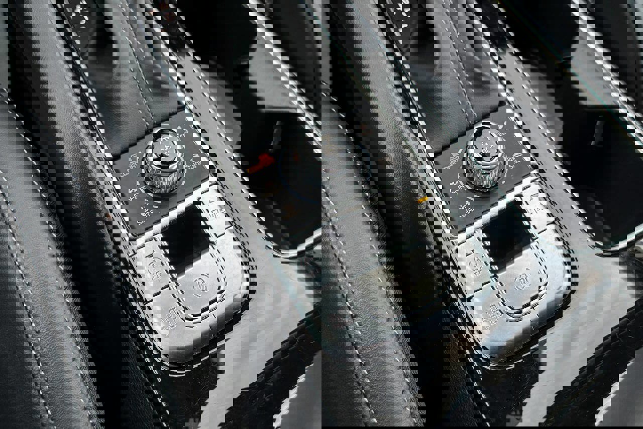 Used 2023 Kia Telluride S image 38