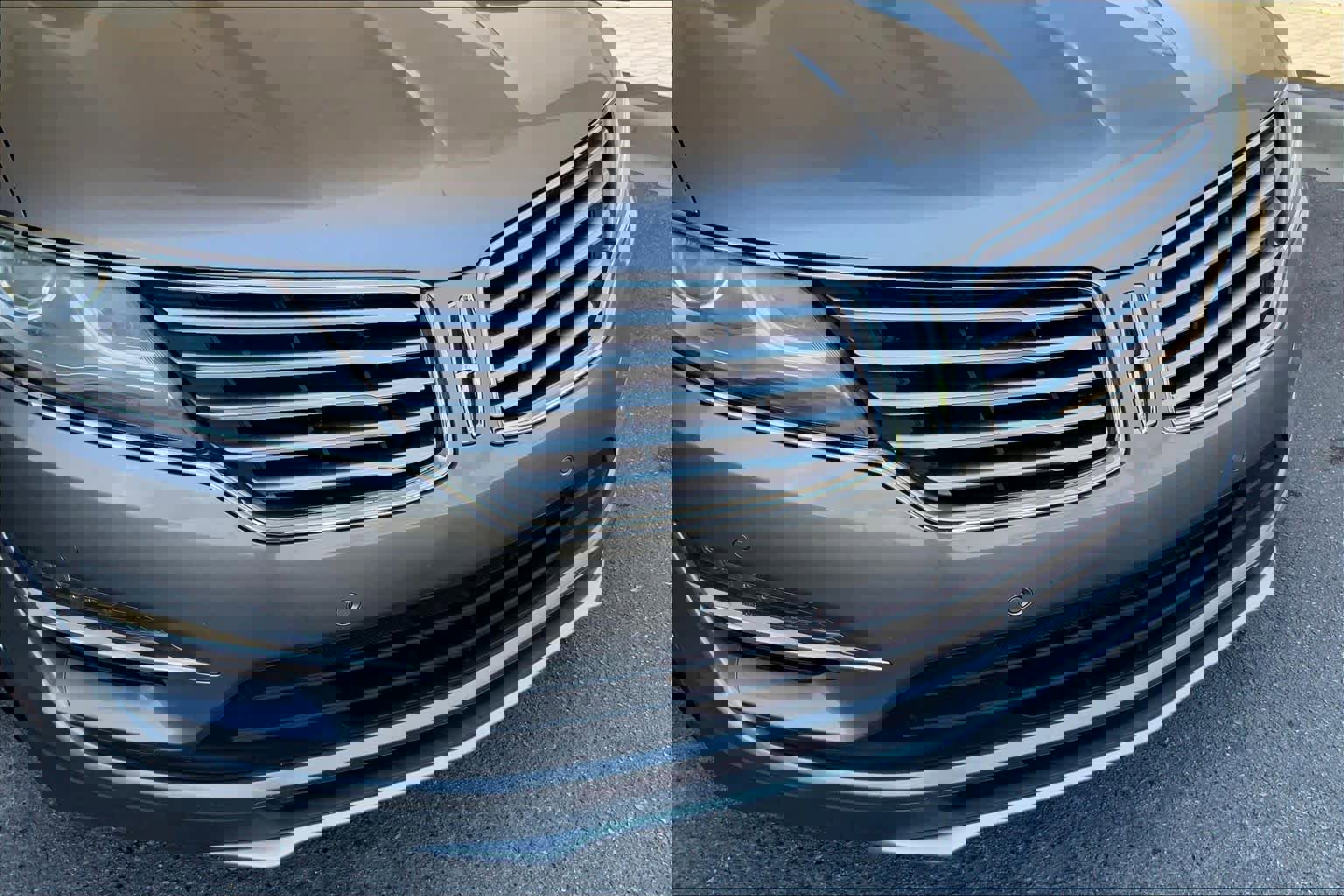 Used 2016 Lincoln MKC Reserve image 32