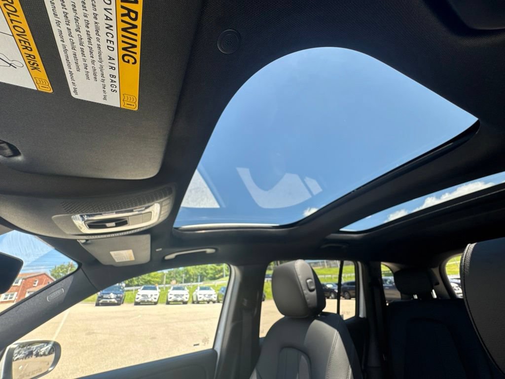 Used 2026 Mercedes-Benz GLB 250 4MATIC image 20
