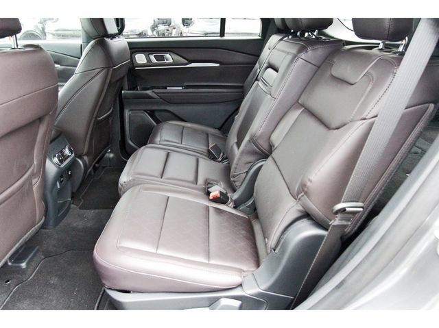 Used 2026 Ford Explorer Platinum image 12