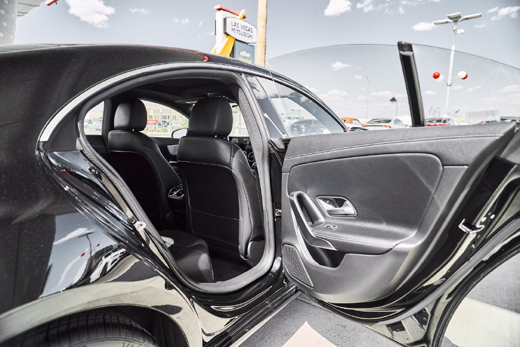 Used 2025 Mercedes-Benz CLA 250 4MATIC image 13