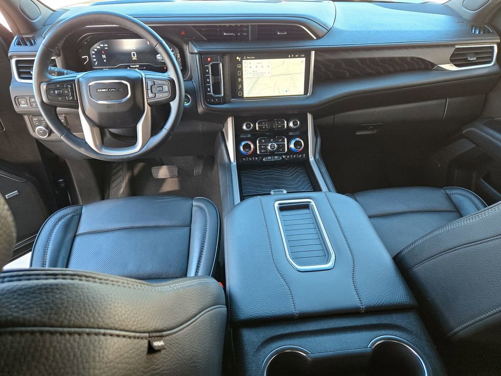 Used 2024 GMC Yukon Denali image 12