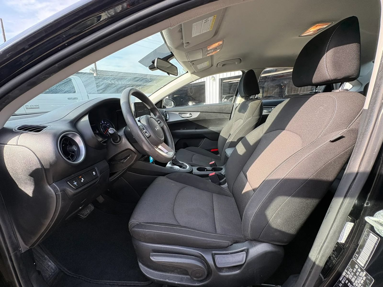 Used 2023 Kia Forte LXS w/ LXS Technology Package FWD image 8