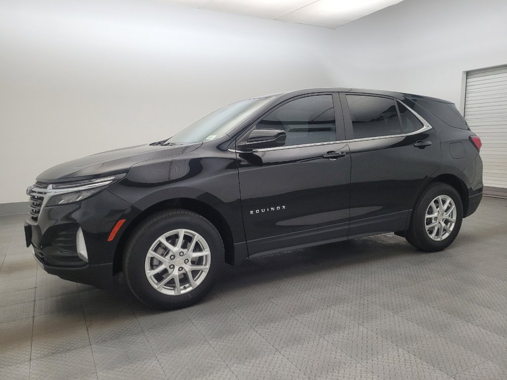 Used 2022 Chevrolet Equinox LT image 2