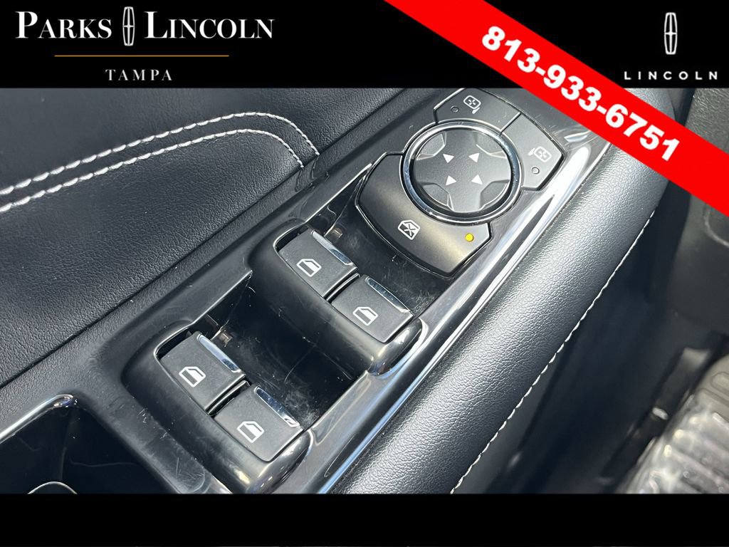 Used 2015 Ford Edge Titanium w/ Equipment Group 302A FWD image 17