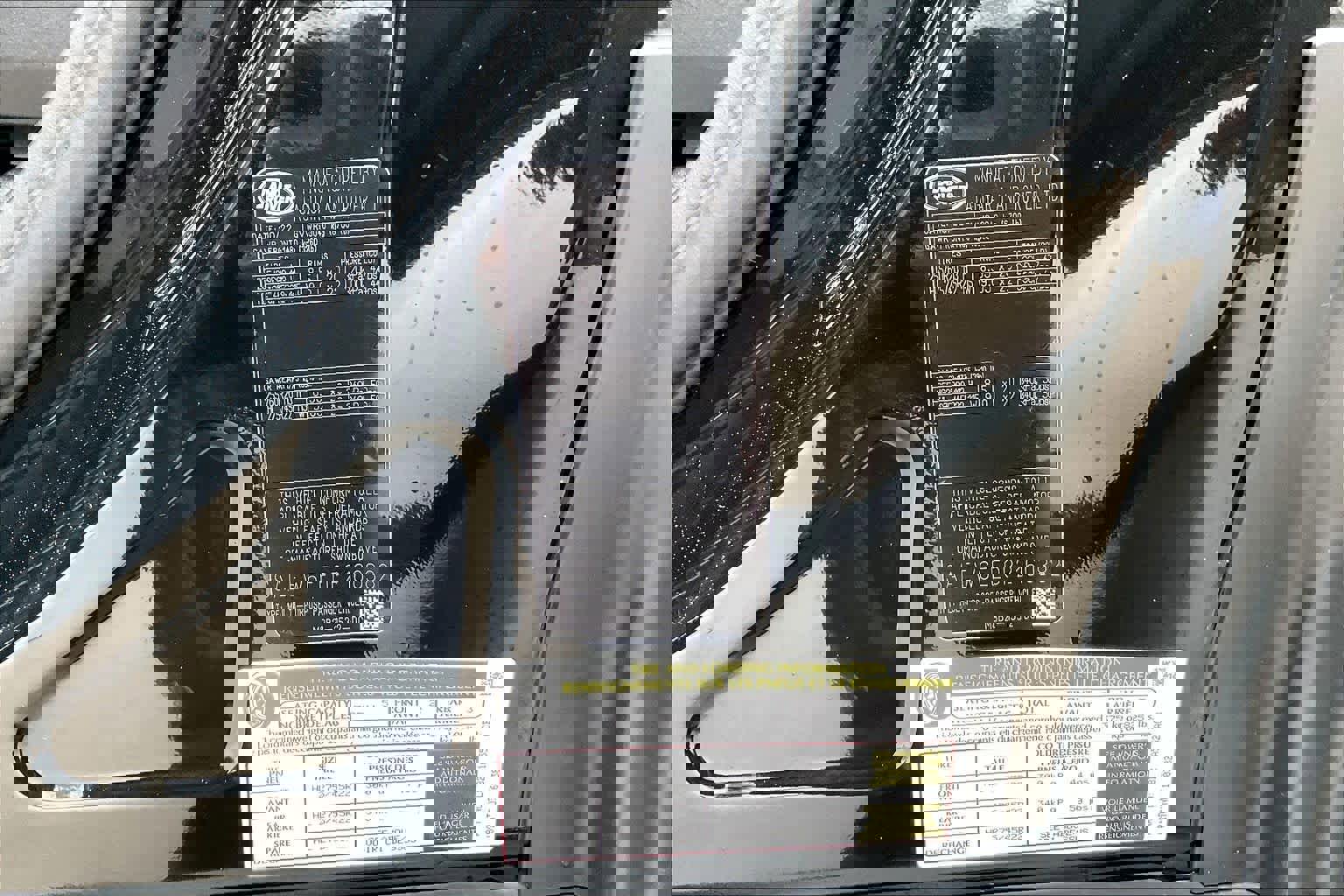 Used 2023 Land Rover Defender 90 V8 image 36