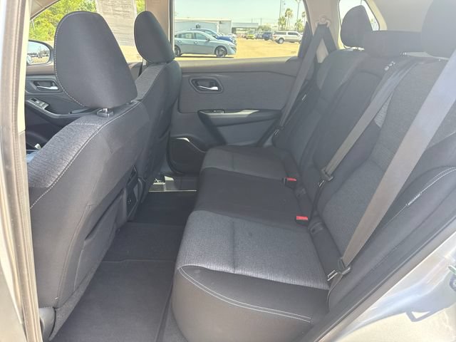 Certified 2021 Nissan Rogue SV FWD image 11