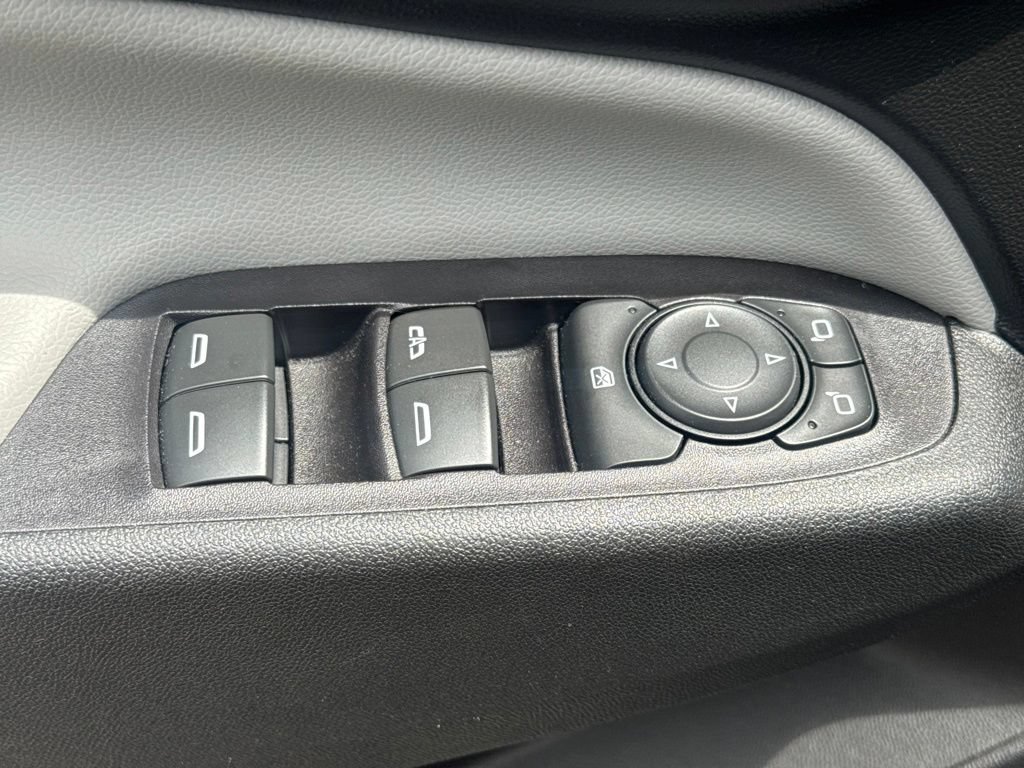 Used 2022 Chevrolet Equinox LS FWD image 14