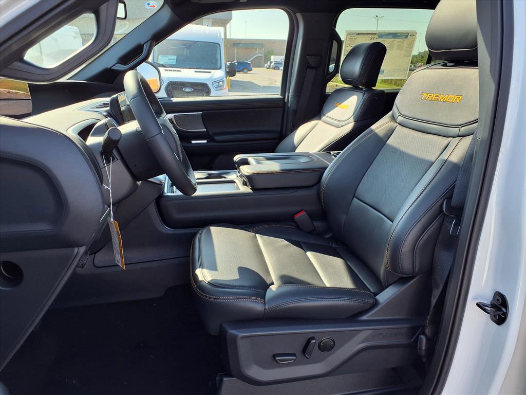 New 2025 Ford Expedition Tremor image 4