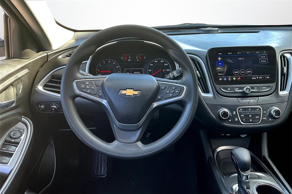Used 2023 Chevrolet Malibu LT image 8