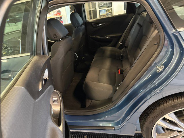 Used 2025 Chevrolet Malibu LT image 26
