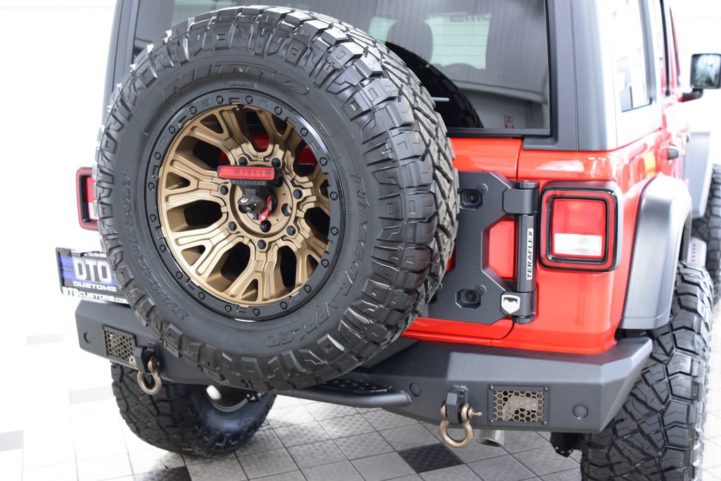 Used 2024 Jeep Wrangler Unlimited Sport AWD/4WD image 16