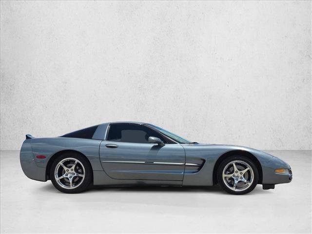 Used 2003 Chevrolet Corvette Coupe w/ Preferred Equipment Group RWD image 4