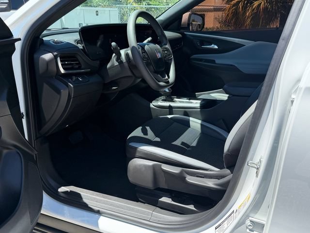 Certified 2024 Buick Envista Preferred w/ Advanced Safety Package FWD image 13