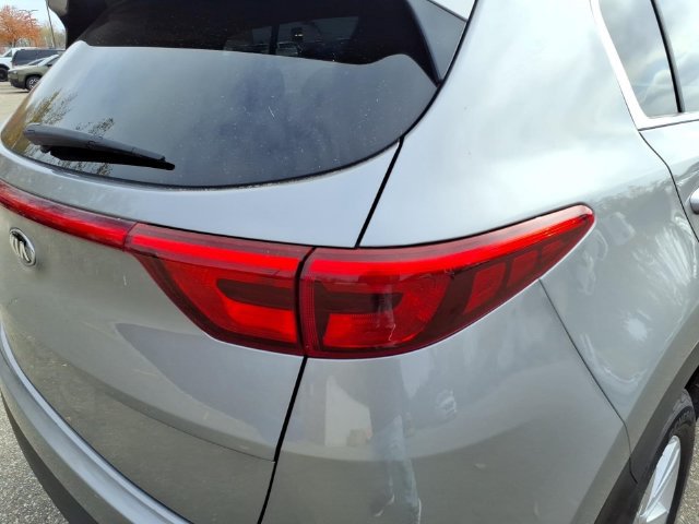 Used 2019 Kia Sportage LX w/ LX Popular Package AWD/4WD image 11