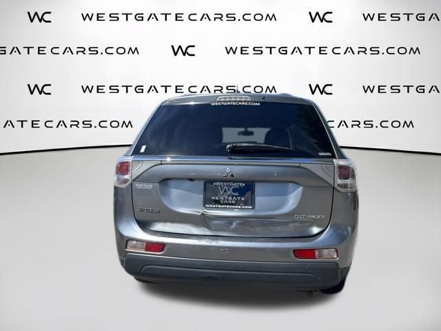 Used 2014 Mitsubishi Outlander SE AWD/4WD image 8