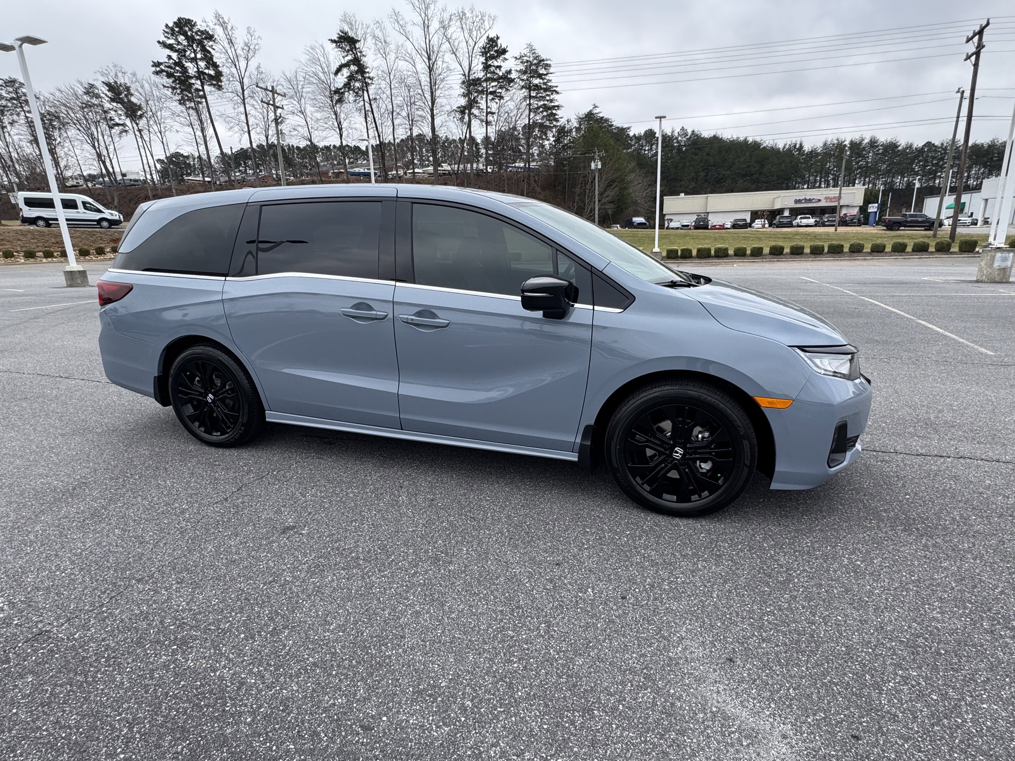 New 2026 Honda Odyssey Sport-L image 2