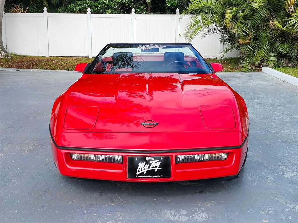 Used 1990 Chevrolet Corvette Convertible RWD image 3