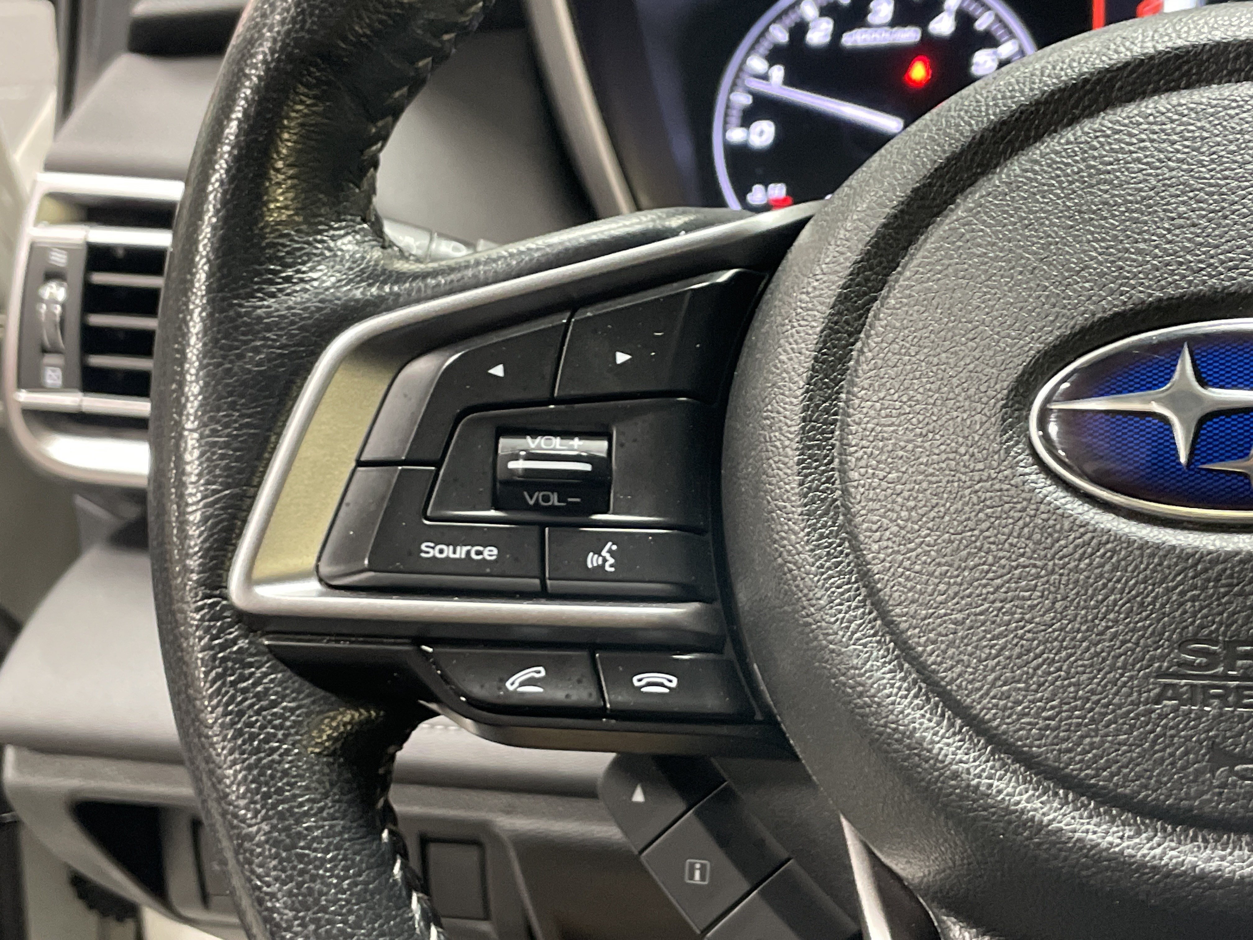 Used 2021 Subaru Outback Limited w/ Popular Package #2 AWD/4WD image 19