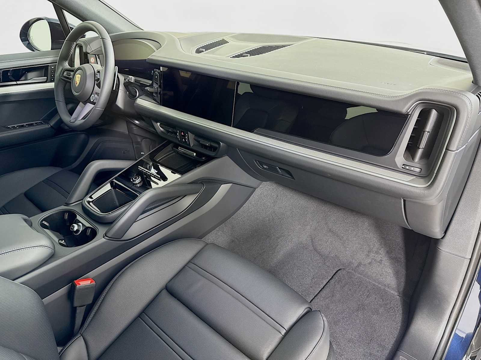 New 2026 Porsche Cayenne AWD/4WD image 30