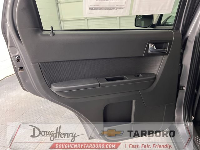 Used 2011 Ford Escape Limited w/ 302A Rapid Spec Order Code FWD image 32