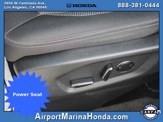 Used 2016 Ford Explorer XLT image 11