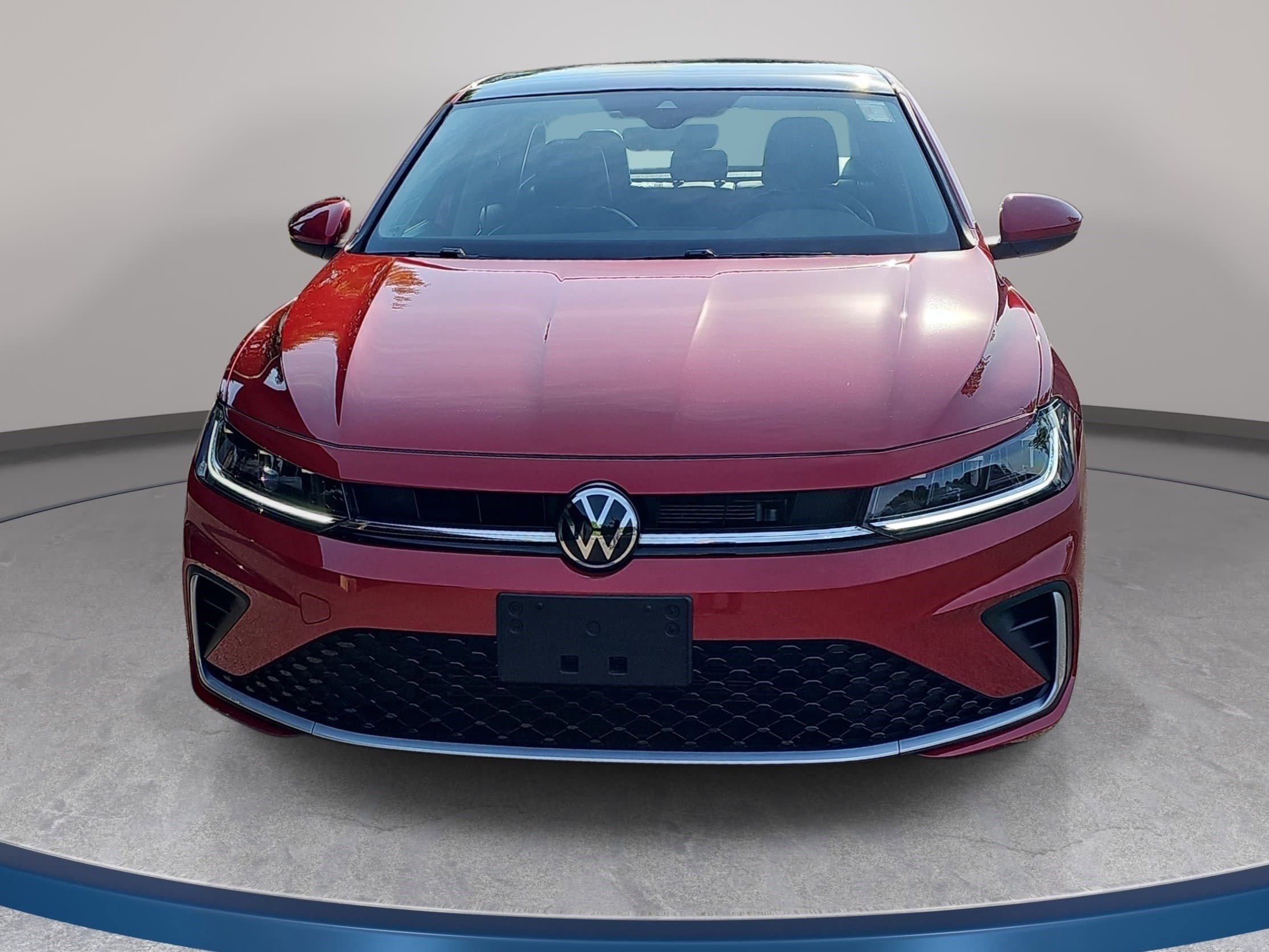 Used 2025 Volkswagen Jetta SE w/ Sunroof Package FWD image 2