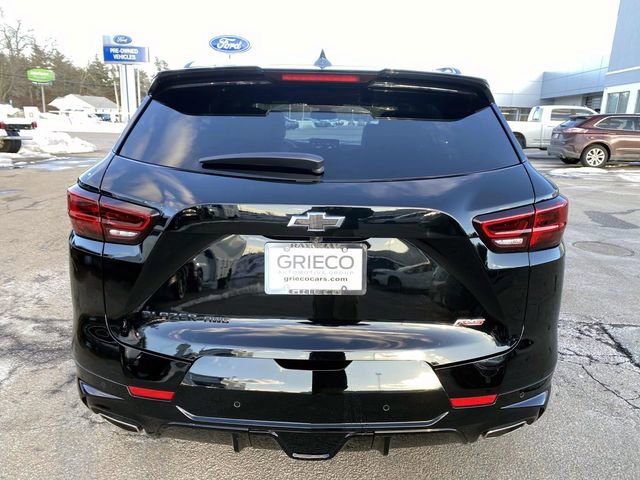 Used 2023 Chevrolet Blazer RS w/ Enhanced Convenience Package image 4