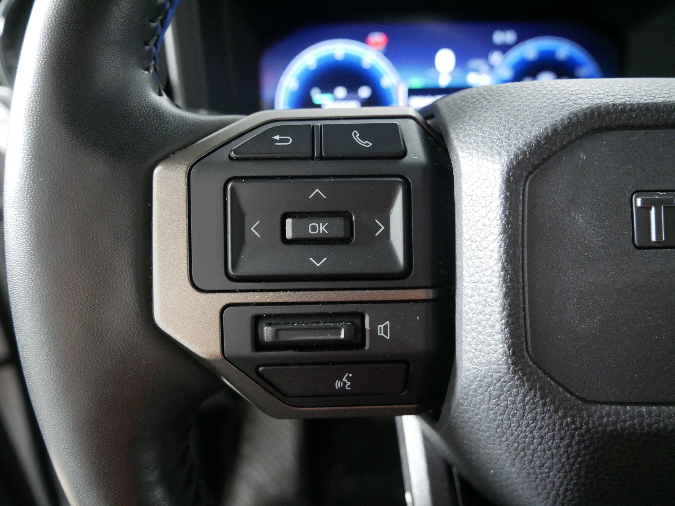 Used 2024 Toyota Land Cruiser AWD/4WD image 27