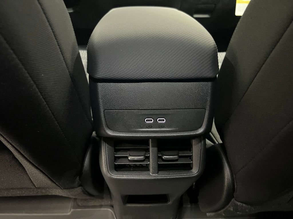 New 2026 Chevrolet Equinox LT image 24
