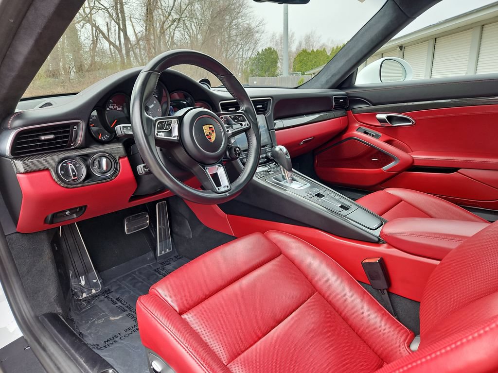 Certified 2018 Porsche 911 Carrera 4S AWD/4WD image 4