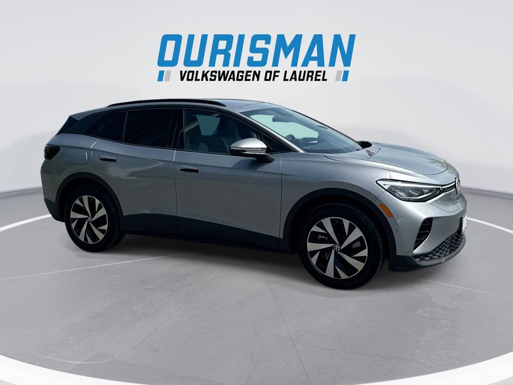 Used 2023 Volkswagen ID.4 2WD image 2