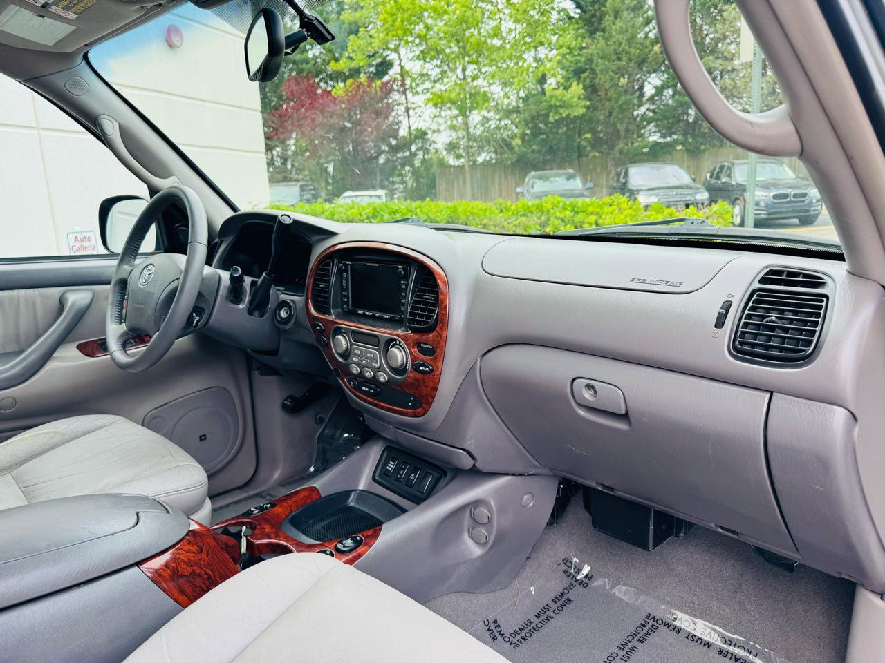Used 2006 Toyota Sequoia Limited AWD/4WD image 21