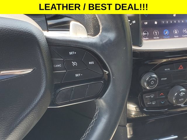 Used 2018 Chrysler 300 S RWD image 16