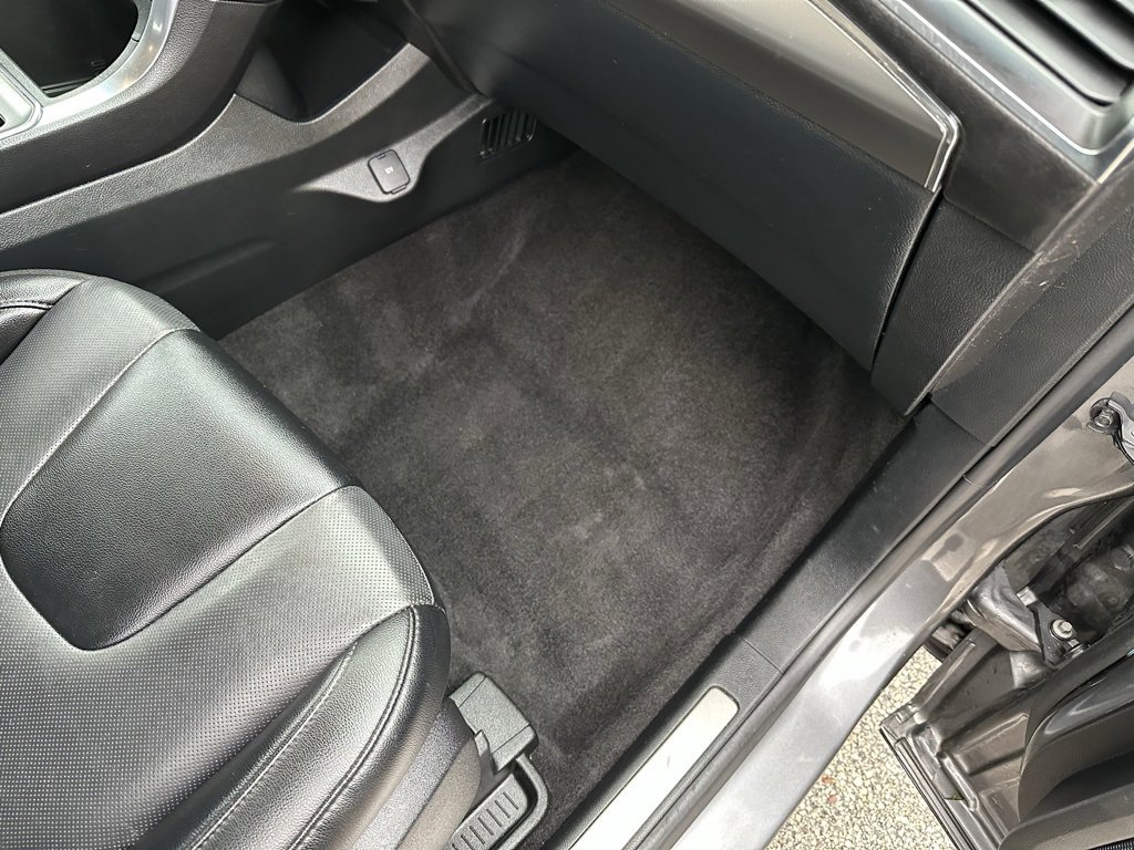 Used 2022 Ford Edge Titanium w/ Equipment Group 301A image 15