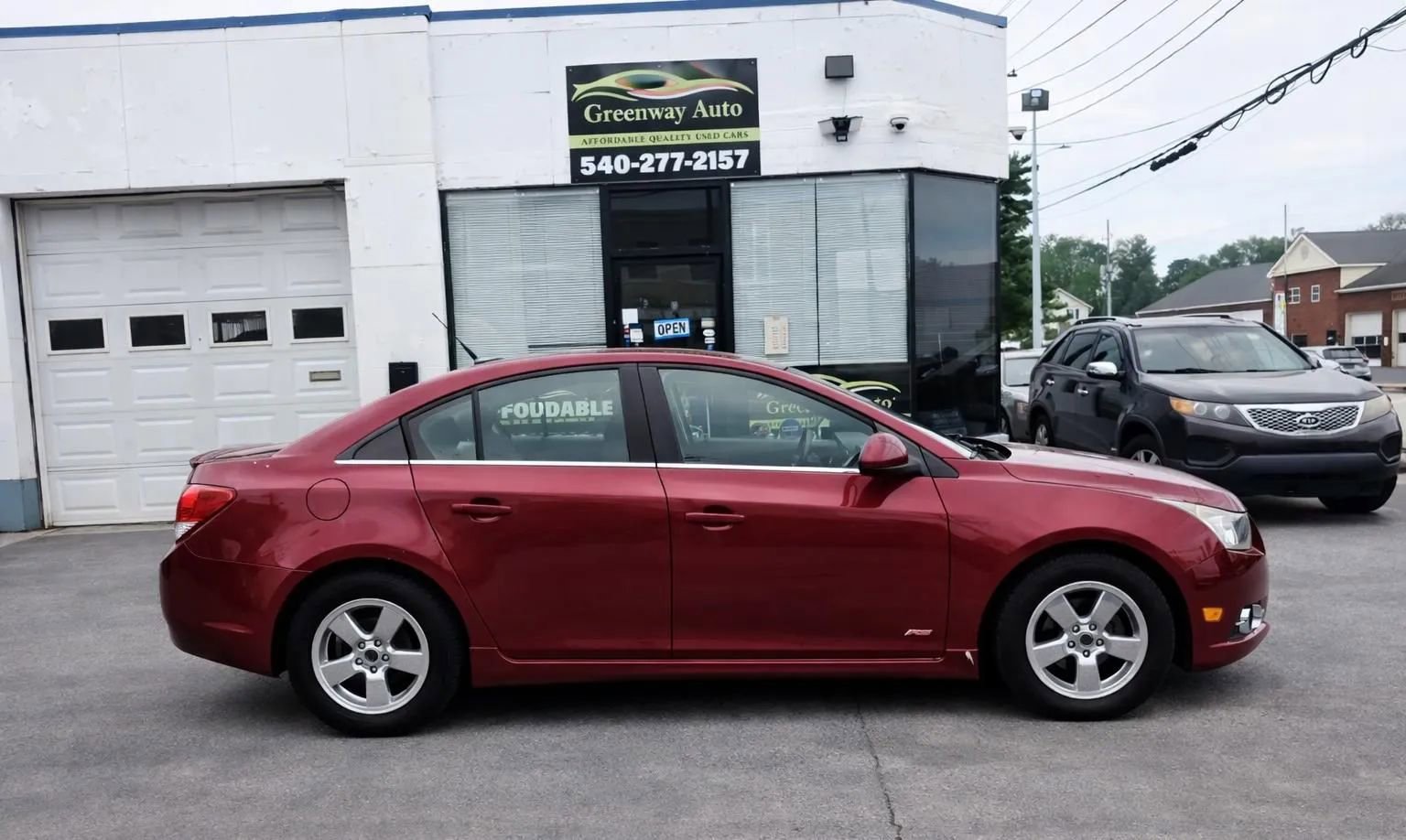 Used 2013 Chevrolet Cruze LT FWD image 7