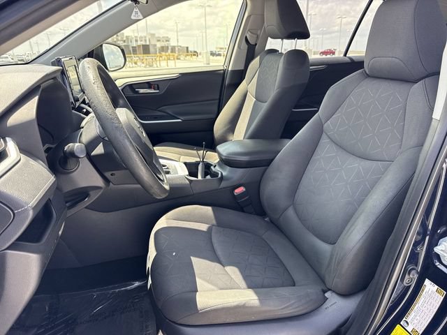 Used 2019 Toyota RAV4 XLE FWD image 11